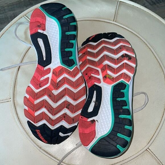 Saucony GUIDE 9 Green, Coral and White Running shoes - Picture 7 of 7